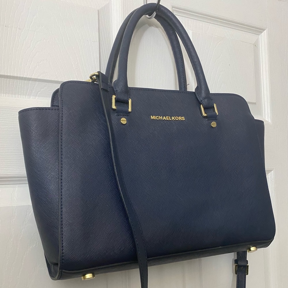 Michael Kors jet set navy large leather tote 17x15